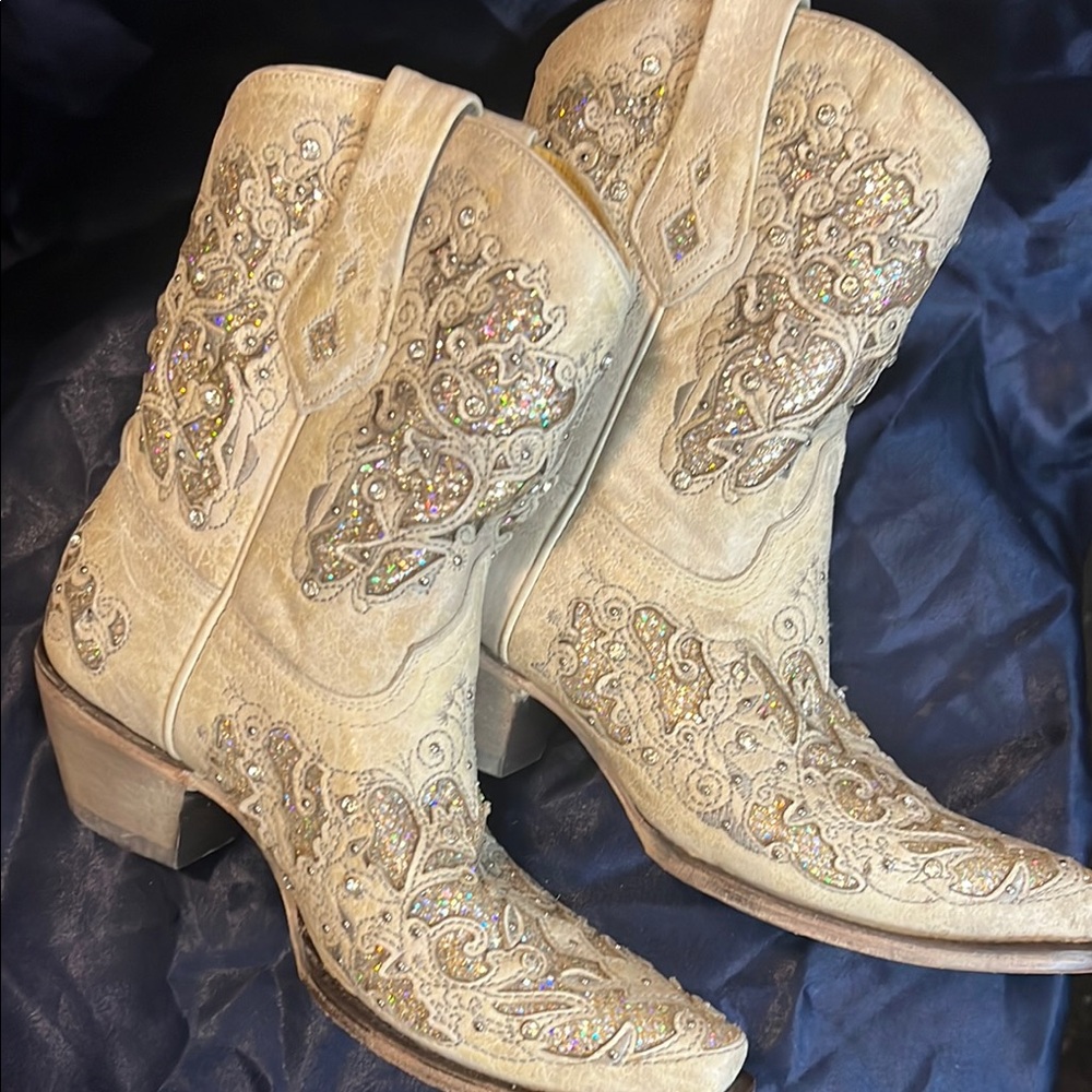 Corral Cream Ankle Boots with Intricate Embroidery